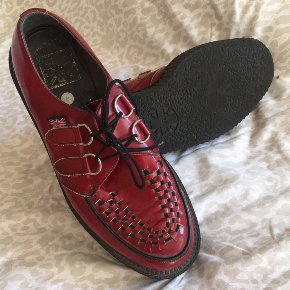 Red TUK creepers!!
